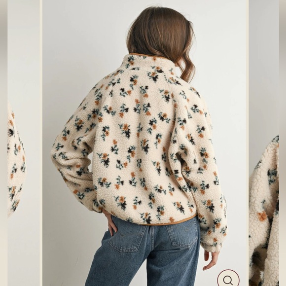 New Buttermelon Floral Fleece Jacket - Picture 4 of 14